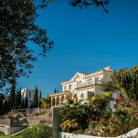Moriana Villa *